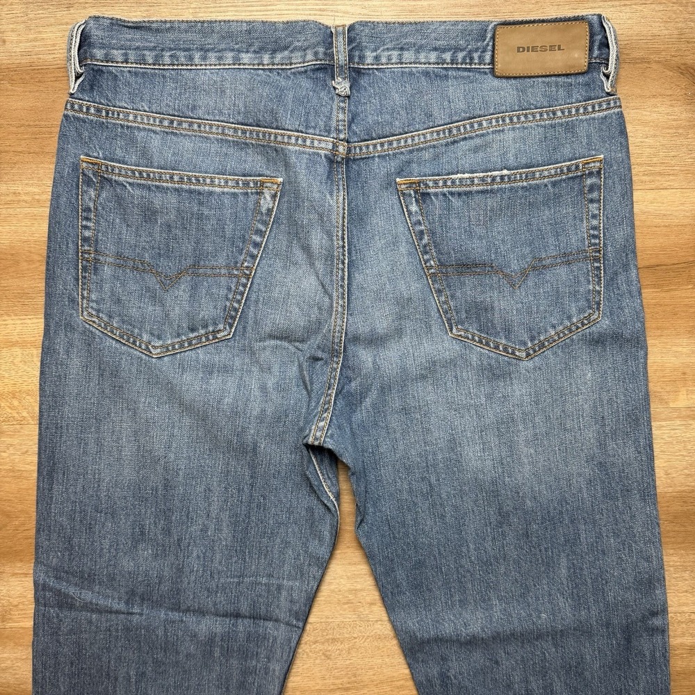 Diesel MHARKY-B Jeans Men 32x27 Blue Slim Skinny Medium Wash‎ Button Fly 085AG - Picture 4 of 16